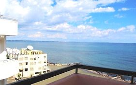 Mackenzie Beach Hotel & Aparment Larnaca Exterior photo