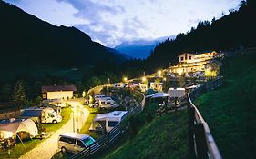 Hotel Camping Zogghof San Leonardo in Passiria Exterior photo