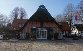 Hotel Dreimaedelhaus - Kirchseelte Exterior photo