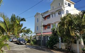 Apartament The Impala Mauritius Trou aux Biches Exterior photo