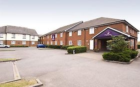 Premier Inn Swindon North Exterior photo