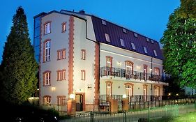 Paria Hotel Kudowa-Zdrój Exterior photo