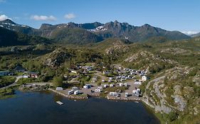 Hotel Kabelvag Feriehus & Camping Exterior photo