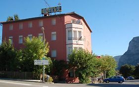 Hotel Betriu Coll de Nargó Exterior photo