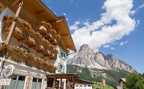 Hotel Chalet Madrisa Corvara Exterior photo