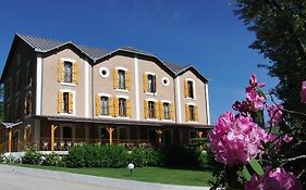 Logis - Hotel Restaurant Du Parc Cransac Exterior photo