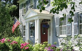 Centennial House Bed And Breakfast Northfield Exterior photo