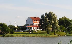 Hotel Karczma Stary Młyn Giżycko Exterior photo