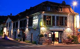 Le Victor Hugo - Hotel Et Restaurant - Logis Hotels Saint-Céré Exterior photo