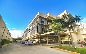 Felix Residences Cebu Exterior photo