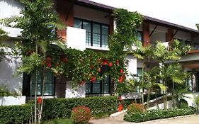 Wassana Sitdharma Guesthouse Trang Exterior photo