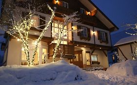 Bed and Breakfast White Silver Hakuba Exterior photo