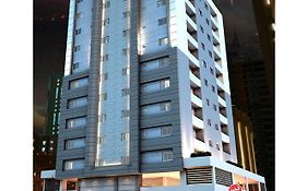 Apartament Tanger Tower Manama Exterior photo