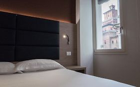 Bed and Breakfast Letto A Castello Ferrara Exterior photo