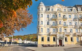 Belvedere Wellness Hotel Mariańskie Łaźnie Exterior photo