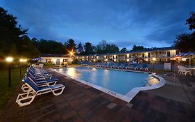 Turf And Spa Motel Saratoga Springs Exterior photo