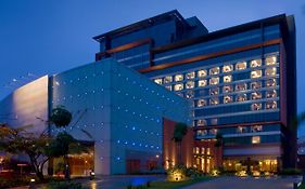 Hotel The Oterra Bengaluru Exterior photo