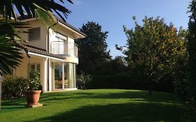 Bed and Breakfast Chambre D'Hotes Wellingtonia Mont-sur-Rolle Exterior photo