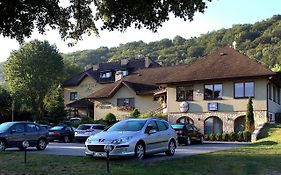 Hotel Kochanów Kochanow  Exterior photo