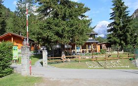 Hotel Camping Du Parc Pré-Saint-Didier Exterior photo