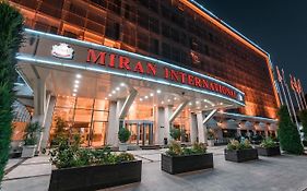 Miran International Hotel Taszkent Exterior photo