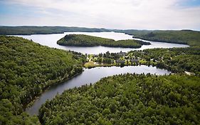 Auberge Du Lac-A-L'Eau-Claire Saint-Alexis-des-Monts Exterior photo