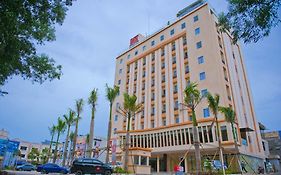 Biz Hotel Batam Nagoja Exterior photo