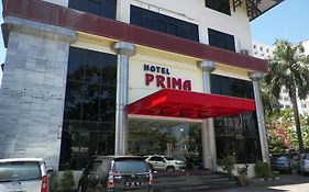 Hotel Prima Makasar Exterior photo