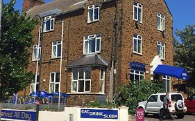 Marine Bar Pub With Rooms Hunstanton Exterior photo