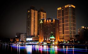 Ambassador Hotel Kaohsiung Exterior photo