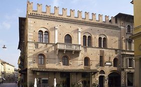 Hotel Posta Reggio nell'Emilia Exterior photo