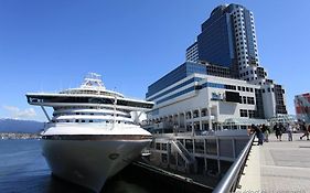 Hotel Pan Pacific Vancouver Exterior photo