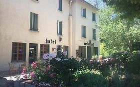 Hotel Auberge Du Rascalat LʼHospitalet-du-Larzac Exterior photo