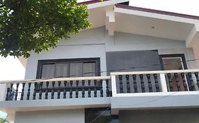 Bangles Homestay Coron Exterior photo