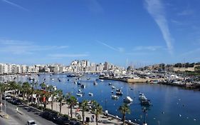 Hotel Shore Bridge Gzira Exterior photo