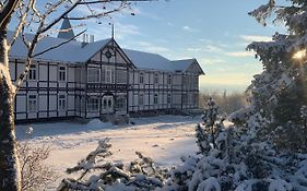 Kurhotel Tivoli Wysokie Tatry Exterior photo