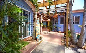 Hostel Ozzie Pozzie Backpackers - Port Macquarie YHA Exterior photo