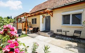 Willa Havas Apartman Eger Exterior photo