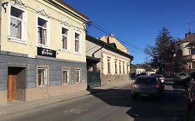 Krone Hostel Użhorod Exterior photo