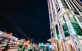 The Vertical Suite Bangkok Exterior photo