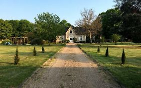 Bed and Breakfast Le Clos De La Commanderie Amboise Exterior photo