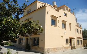 Hotel Hostal El Callejon Tarragona Exterior photo