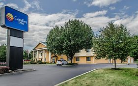 Hotel Baymont By Wyndham Harrisburg Exterior photo