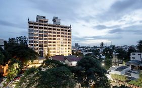 Hotel Woodlands Bengaluru Exterior photo