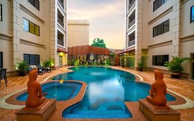 Hotel Dragon Royal Angkor Siem Reap Exterior photo