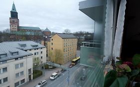 Cozy Apartment near Turku Cathedral Church Exterior photo