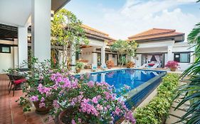 Jewels Villas Phuket Surin Beach  Exterior photo