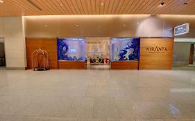 Niranta Transit Hotel Terminal 2 Arrivals/Landside Bombaj Exterior photo