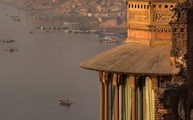 Hotel Brijrama Palace, Varanasi - By The Ganges Exterior photo