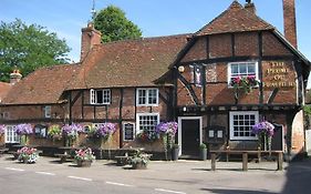 Bed and Breakfast The Plume Of Feathers Farnham  Exterior photo